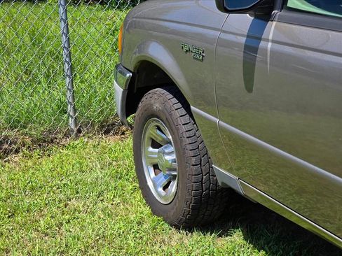 Used 2004 Ford Ranger 2WD SuperCab image 17