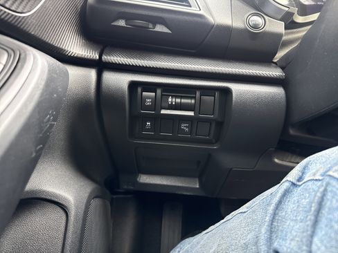 Used 2019 Subaru Crosstrek 2.0i Premium image 26