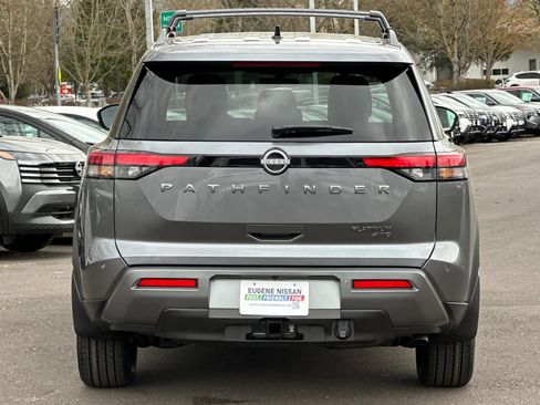 New 2026 Nissan Pathfinder Platinum AWD/4WD image 7