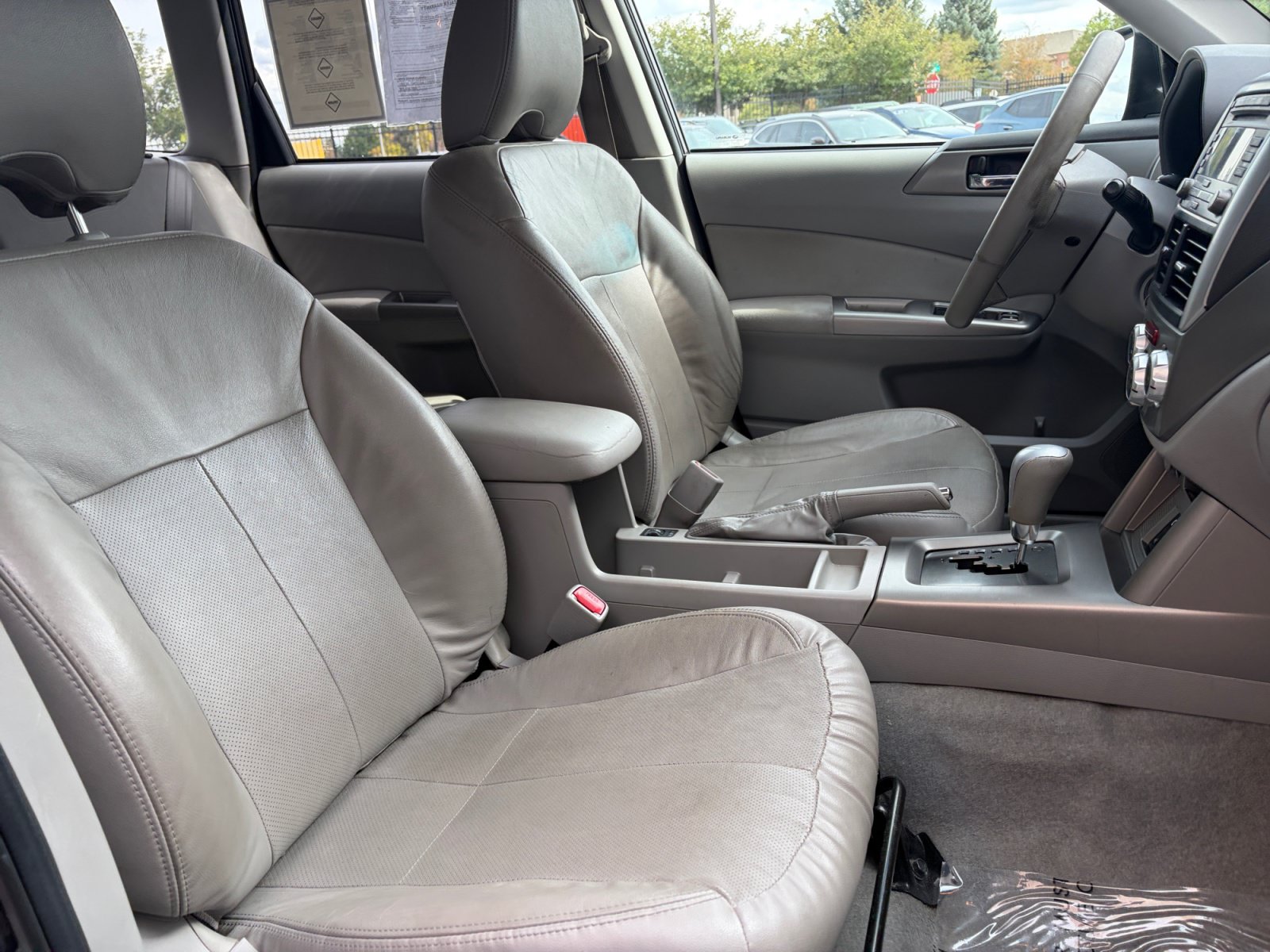 Used 2010 Subaru Forester 2.5X Limited w/ Utility Pkg AWD/4WD image 29