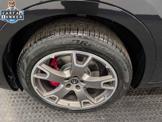 Used 2023 Maserati Levante GT AWD/4WD image 7