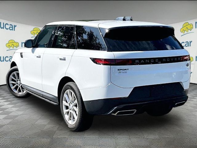Used 2023 Land Rover Range Rover Sport SE AWD/4WD image 2
