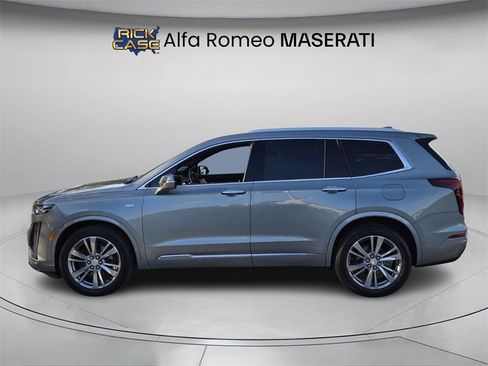 Used 2024 Cadillac XT6 Premium Luxury image 4