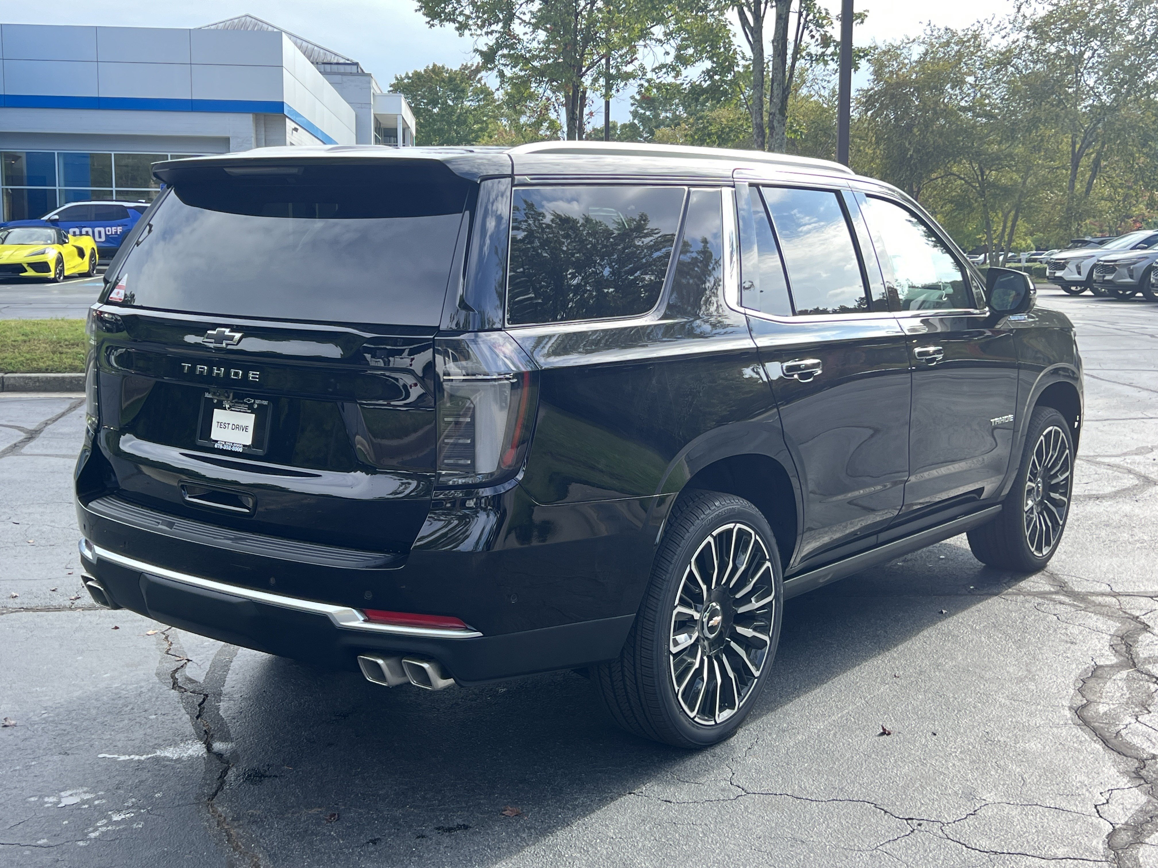 New 2027 Chevrolet Tahoe High Country AWD/4WD image 36