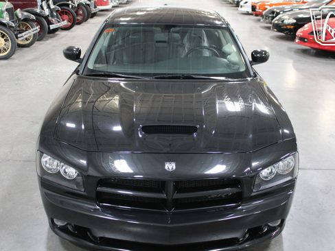 Used 2006 Dodge Charger SRT8 w/ SRT Option Group III image 5