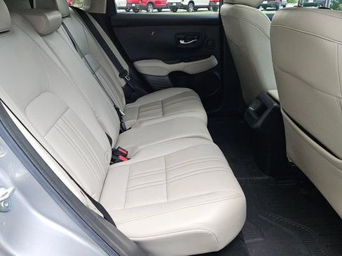 Used 2024 Honda HR-V EX-L image 14