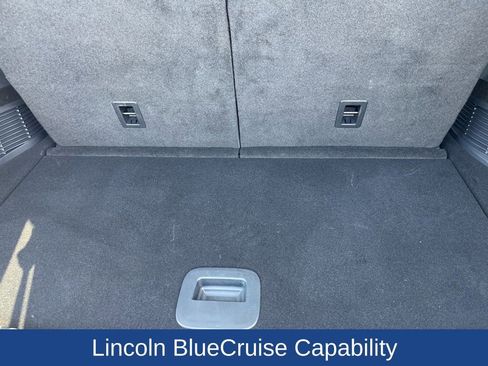 Certified 2025 Lincoln Aviator 2WD image 10
