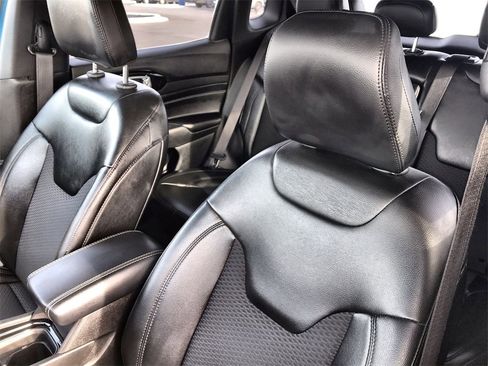 Used 2022 Jeep Compass Altitude image 11