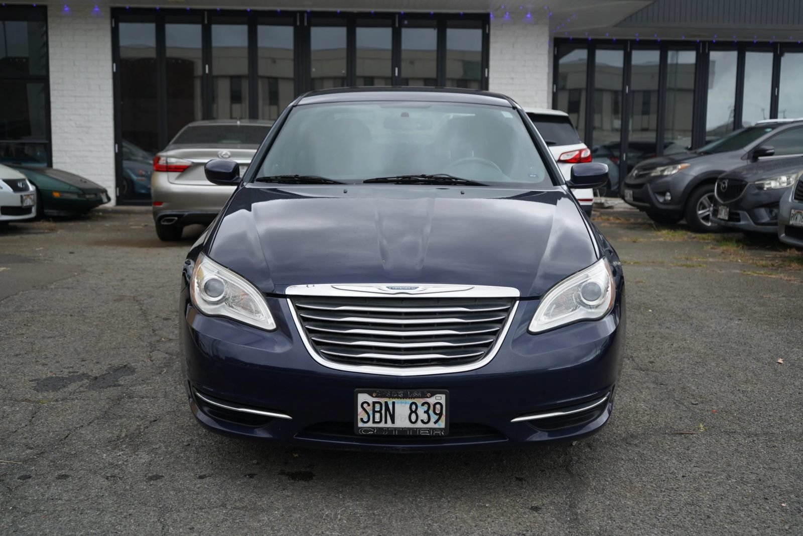 Used 2013 Chrysler 200 LX FWD image 3