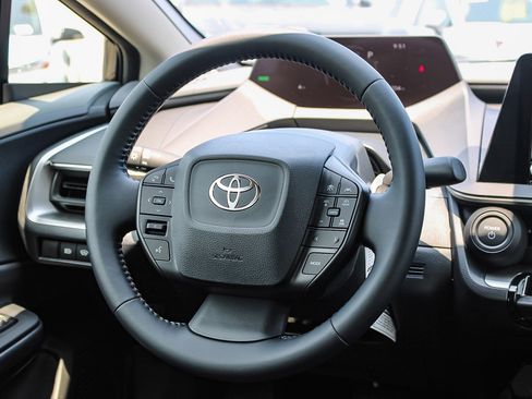 New 2026 Toyota Prius LE FWD image 30