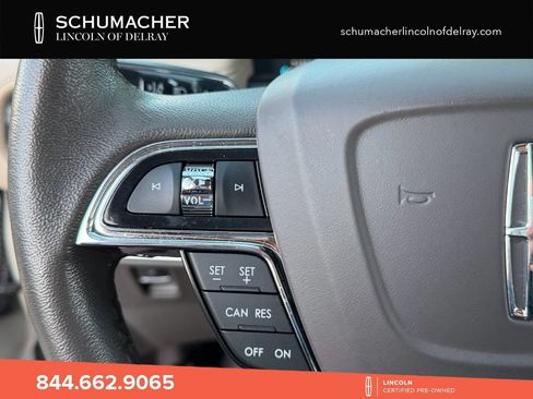 Used 2023 Lincoln Nautilus FWD w/ Premium Package image 20