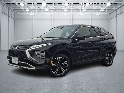 Used 2024 Mitsubishi Eclipse Cross SE image 1