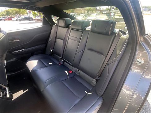 Used 2026 Toyota Crown Platinum AWD/4WD image 31