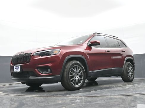 Used 2020 Jeep Cherokee Latitude Plus FWD image 44