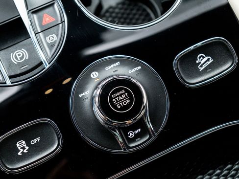 Certified 2023 Bentley Bentayga Extended Wheelbase image 35