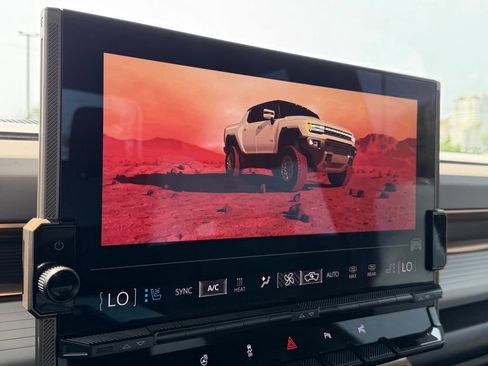 Used 2024 GMC Hummer EV 3X AWD/4WD image 56