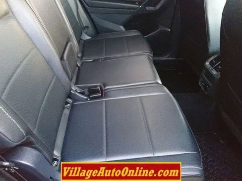 Used 2020 Volkswagen Tiguan SE R-Line image 38