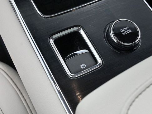 Used 2025 Lincoln Aviator Reserve w/ Equipment Group 201A image 21