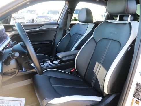 Used 2025 Kia K5 GT-Line image 14
