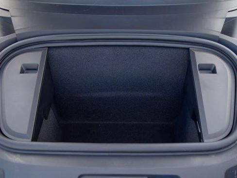 Certified 2024 Porsche Taycan RWD image 12