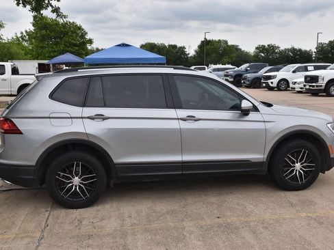 Used 2019 Volkswagen Tiguan S AWD/4WD image 6