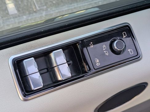 Used 2022 Land Rover Range Rover Sport HSE Silver Edition AWD/4WD image 12