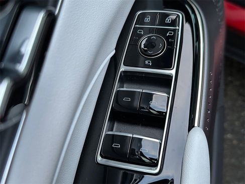 New 2026 Cadillac Lyriq Sport image 21