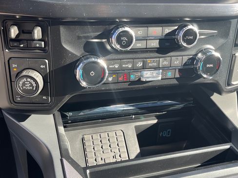 New 2026 Ford F250 Lariat w/ Tremor Off-Road Package image 13