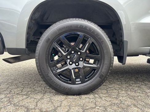 Used 2024 Chevrolet Silverado 1500 RST w/ Convenience Package II AWD/4WD image 17