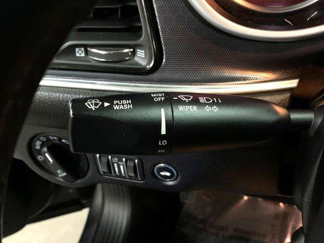 Used 2018 Dodge Challenger R/T Scat Pack w/ Leather Interior Group RWD image 25