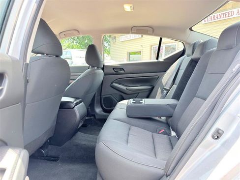 Used 2024 Nissan Altima 2.5 S FWD image 18