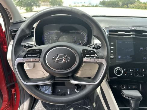 Used 2023 Hyundai Tucson SEL w/ Cargo Package AWD/4WD image 25