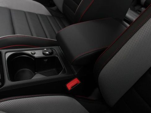 New 2026 Volkswagen GTI SE FWD image 19