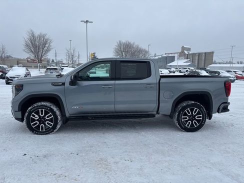 Used 2024 GMC Sierra 1500 AT4 w/ AT4 Premium Package image 3