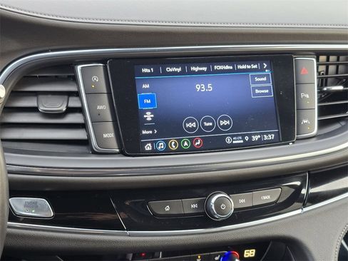 Certified 2023 Buick Enclave Avenir w/ Avenir Technology Package image 20