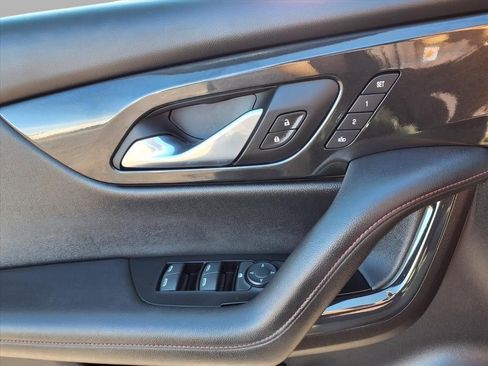 Used 2021 Chevrolet Blazer RS w/ Enhanced Convenience Package image 17