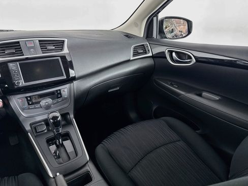 Used 2019 Nissan Sentra SV FWD image 21
