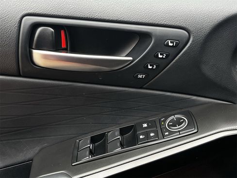 Used 2023 Lexus IS 350 F Sport image 21
