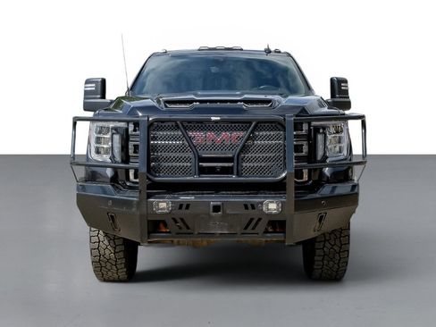 Used 2020 GMC Sierra 3500 AT4 w/ Technology Package AWD/4WD image 3