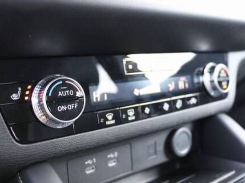 New 2026 Mitsubishi Outlander SE AWD/4WD image 12