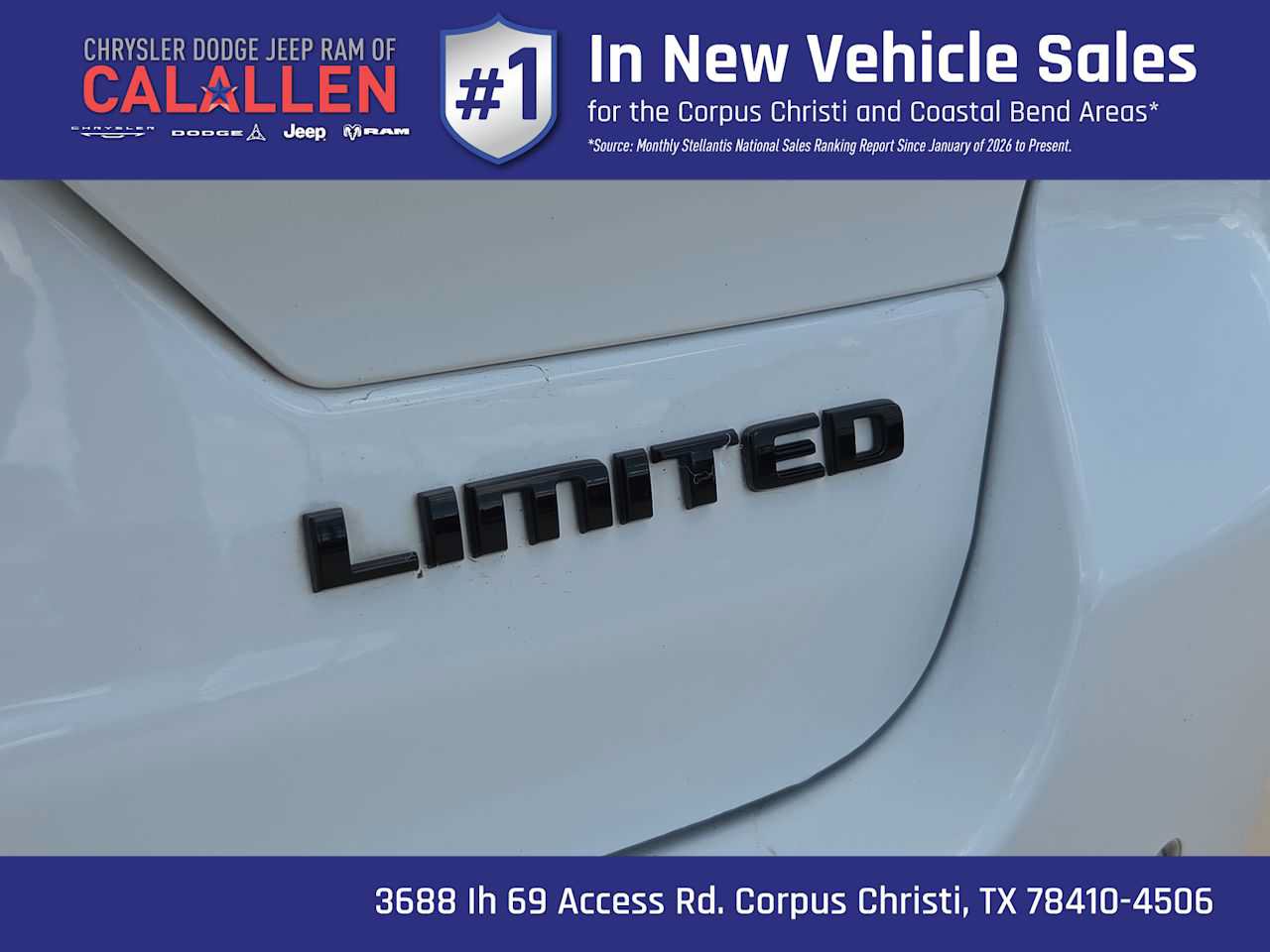 Used 2023 Jeep Grand Cherokee Limited w/ Luxury Tech Group II AWD/4WD image 15
