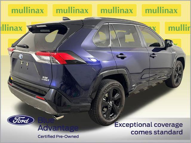 Used 2019 Toyota RAV4 XSE w/ XSE Weather Package AWD/4WD image 4