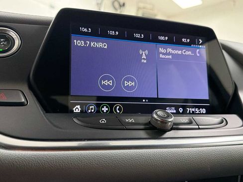 Used 2019 Chevrolet Blazer LT FWD image 18