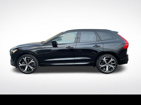 Certified 2024 Volvo XC60 T8 Ultimate w/ Protection Package Premier AWD/4WD image 14