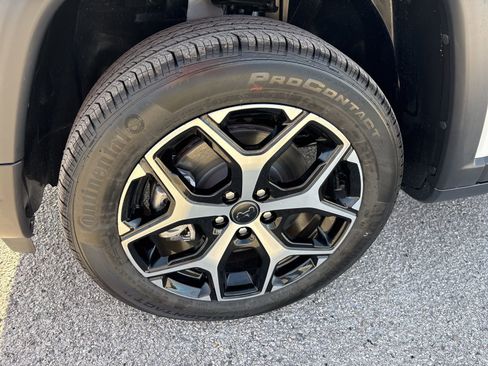 New 2026 Jeep Compass Limited image 21