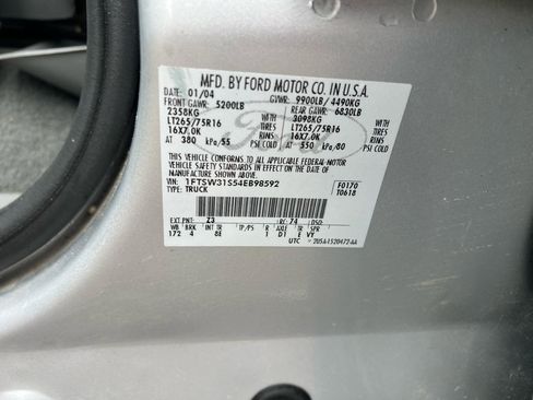 Used 2004 Ford F350 Lariat image 22