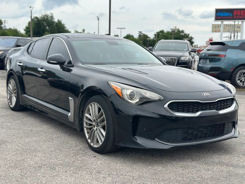 Used 2018 Kia Stinger RWD image 4