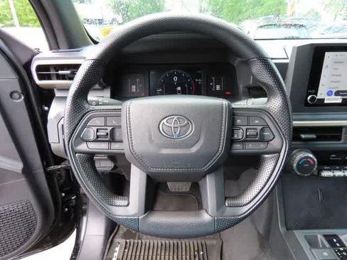 Used 2025 Toyota Tacoma SR w/ SR Upgrade Package AWD/4WD image 14