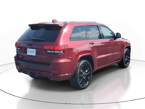 Used 2020 Jeep Grand Cherokee Altitude AWD/4WD image 4