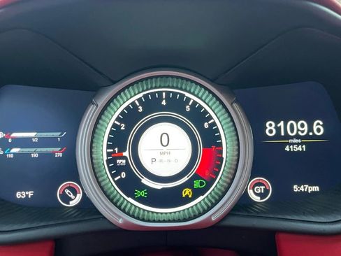 Used 2018 Aston Martin DB11 V12 image 12